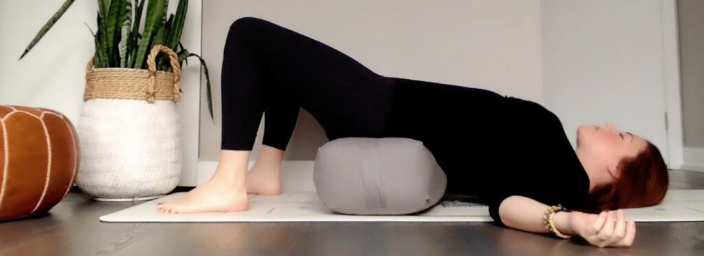 Prenatal Yoga: Inversion during pregnancy | Oona