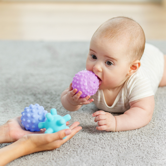 Tummy time | developmental milestones for babies | Oona Toronto | Oona Newmarket